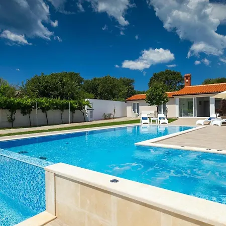 Hébergement de vacances Milemanda *