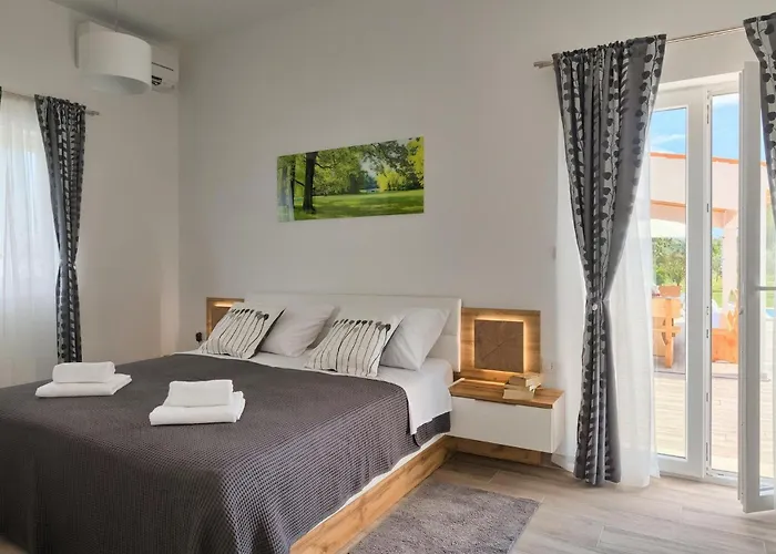 Milemanda * Пула