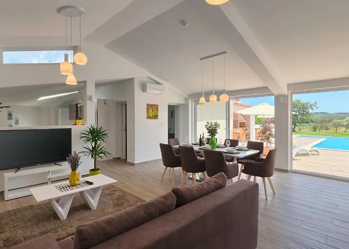 Будинок відпочинку Milemanda Пула