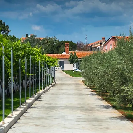 Milemanda Tatil Evi *